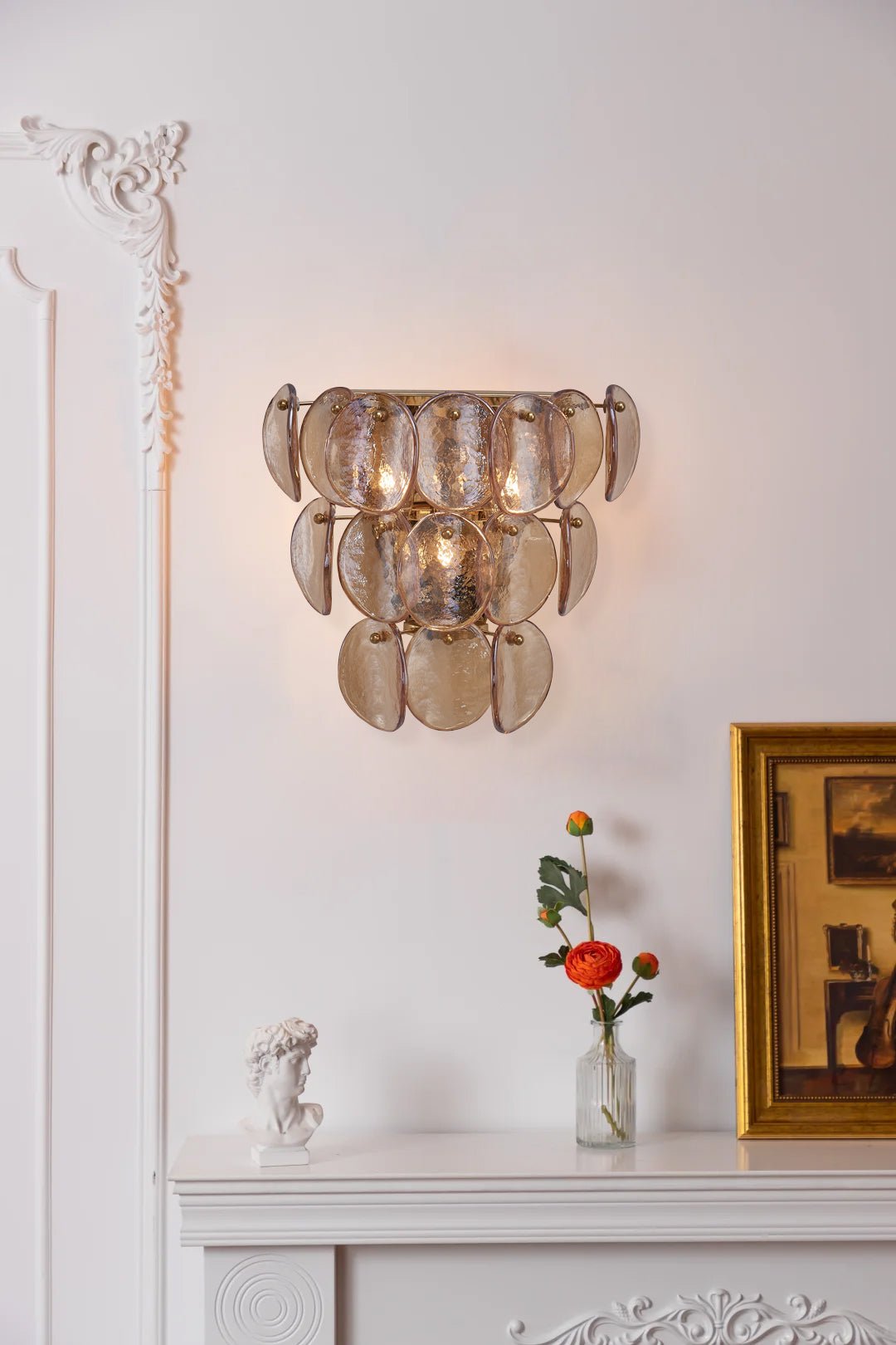 Velearia wandlamp Amber glas Schijf Visbult messing
