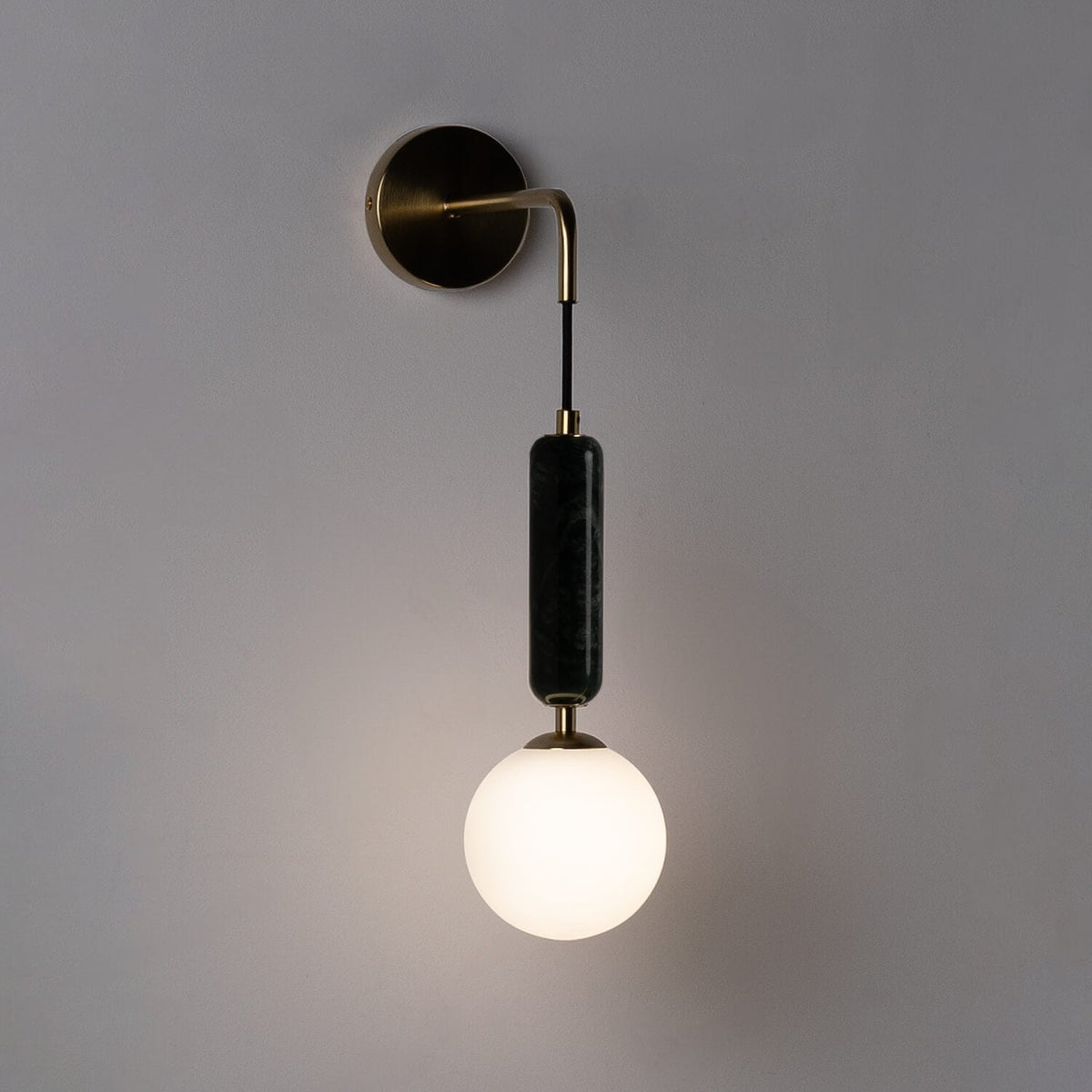 Aveneraria wandlamp