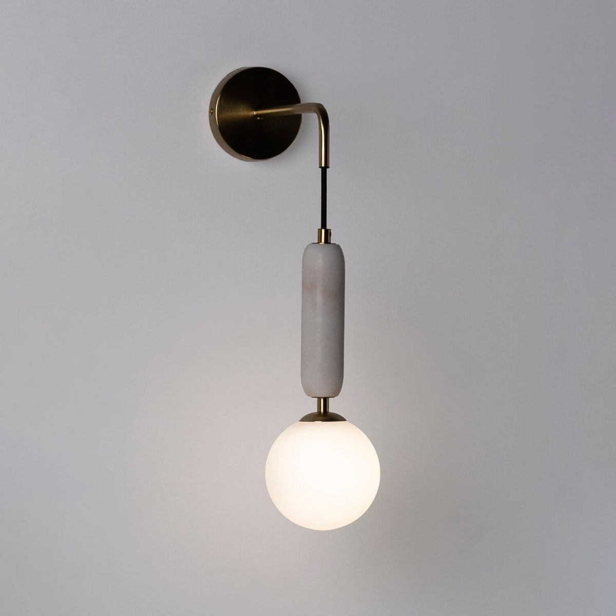 Aveneraria wandlamp