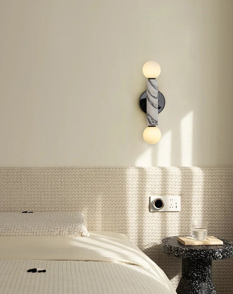 Oreleaine Orb wandlamp