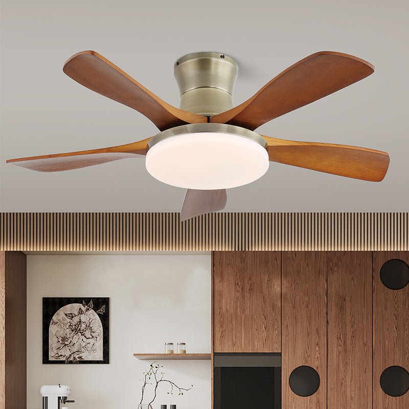Elveora Moderne plafondventilator met verlichting van messing en walnoothout