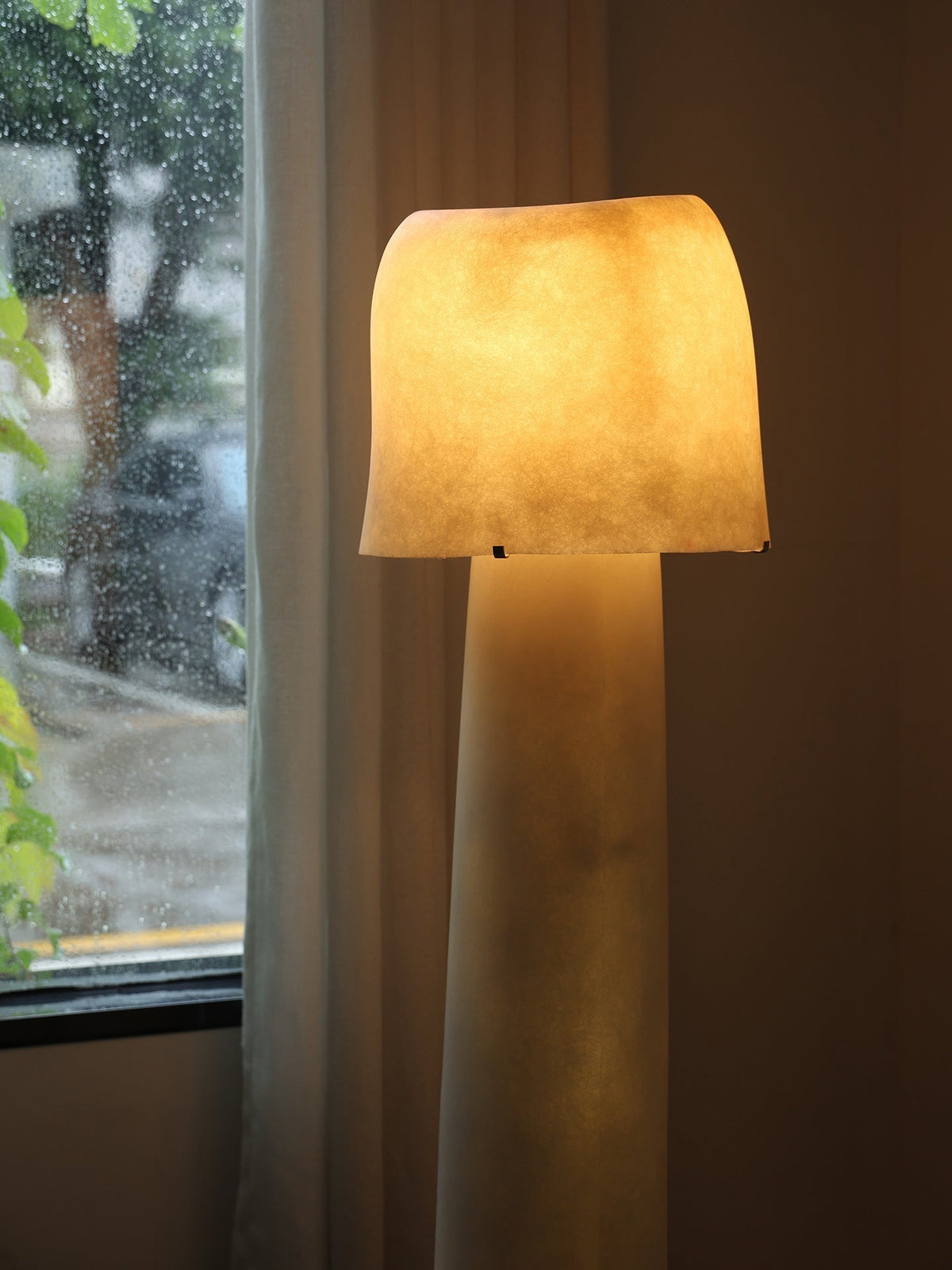 Aerval vloerlamp