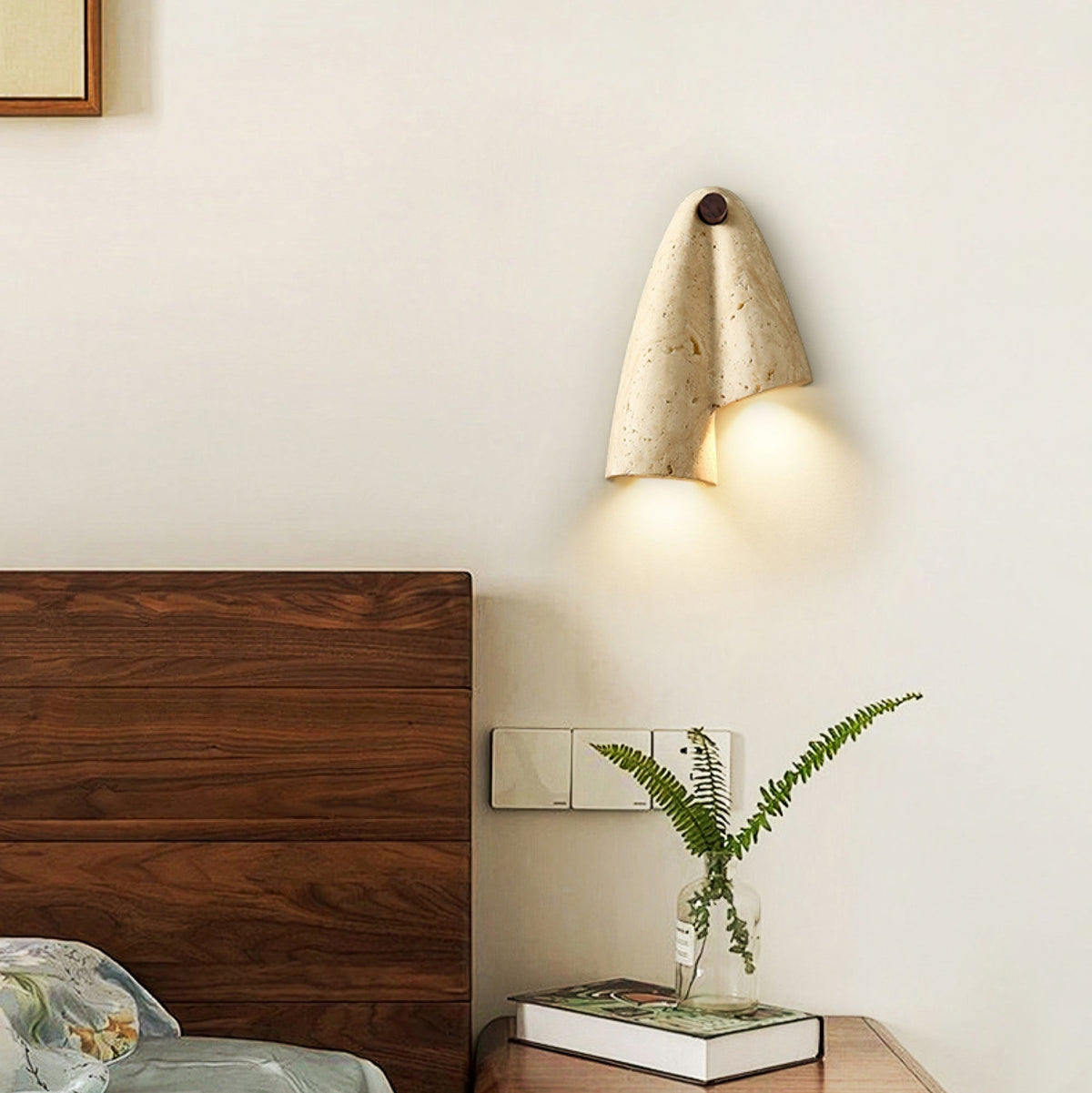 Valeliella wandlamp in travertin