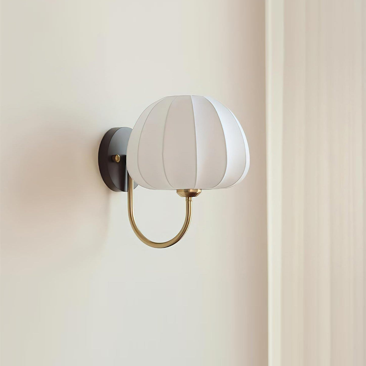 Pearl wandlamp