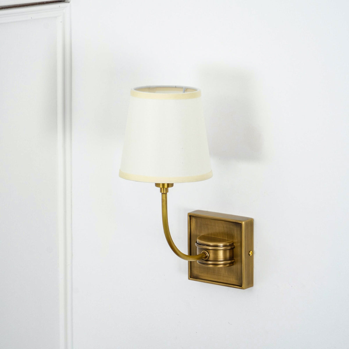 Lumoise wandlamp