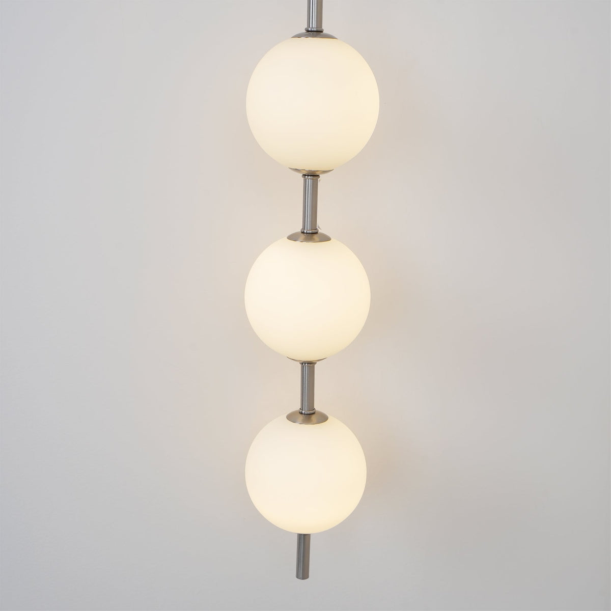 Miriiella wandlamp Verticale Bol Minimalistisch
