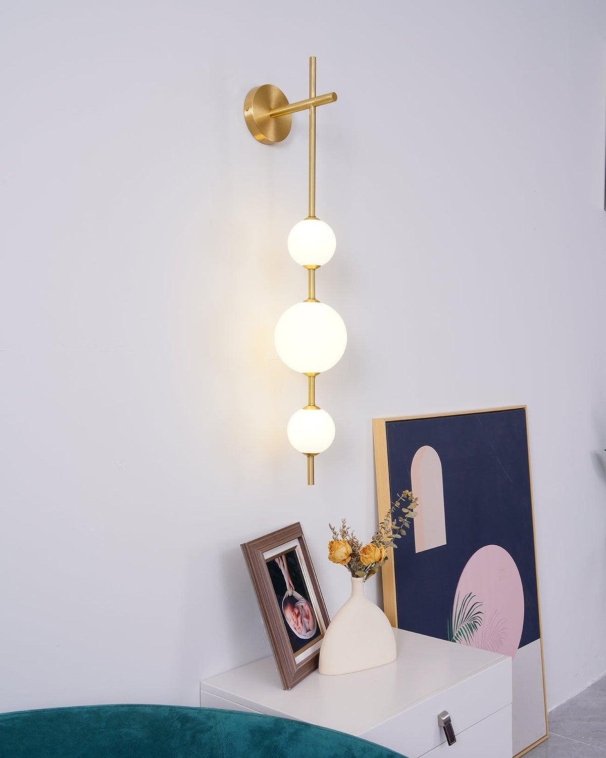 Miriiella wandlamp Verticale Bol Minimalistisch