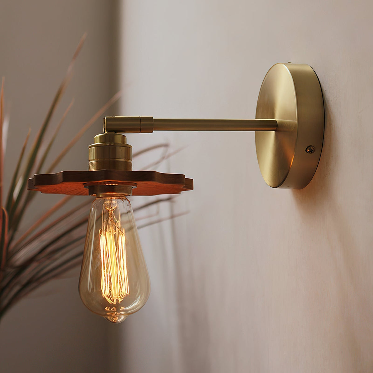 Elaoraya wandlamp