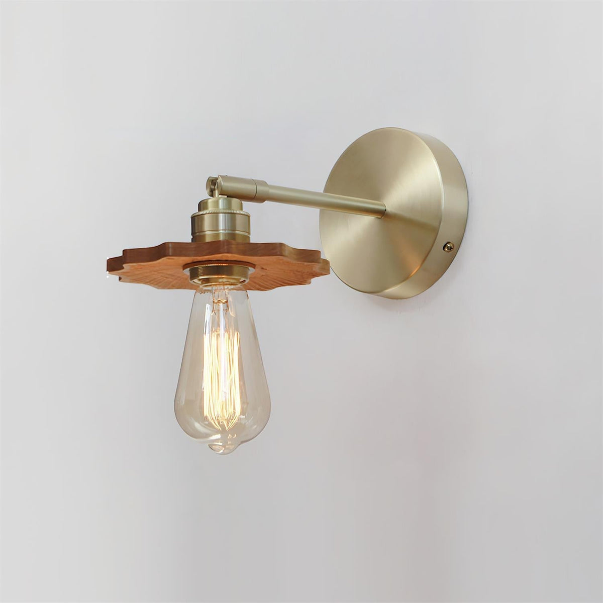 Elaoraya wandlamp
