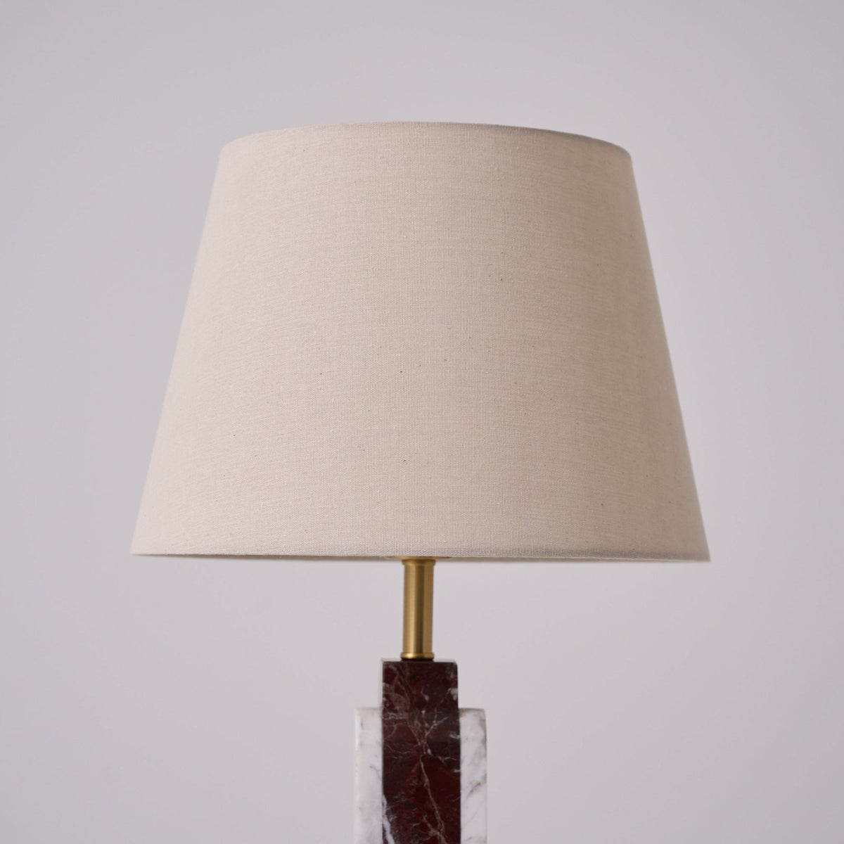 Jovix moderne tafellamp van marmer