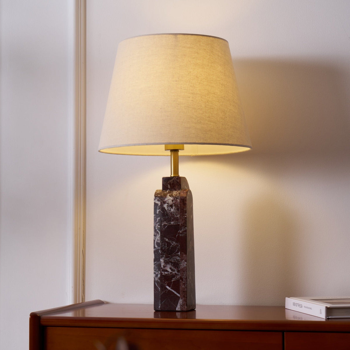 Jovix moderne tafellamp van marmer