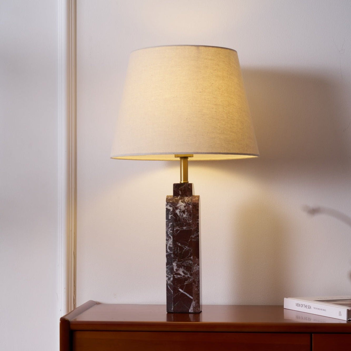 Jovix moderne tafellamp van marmer