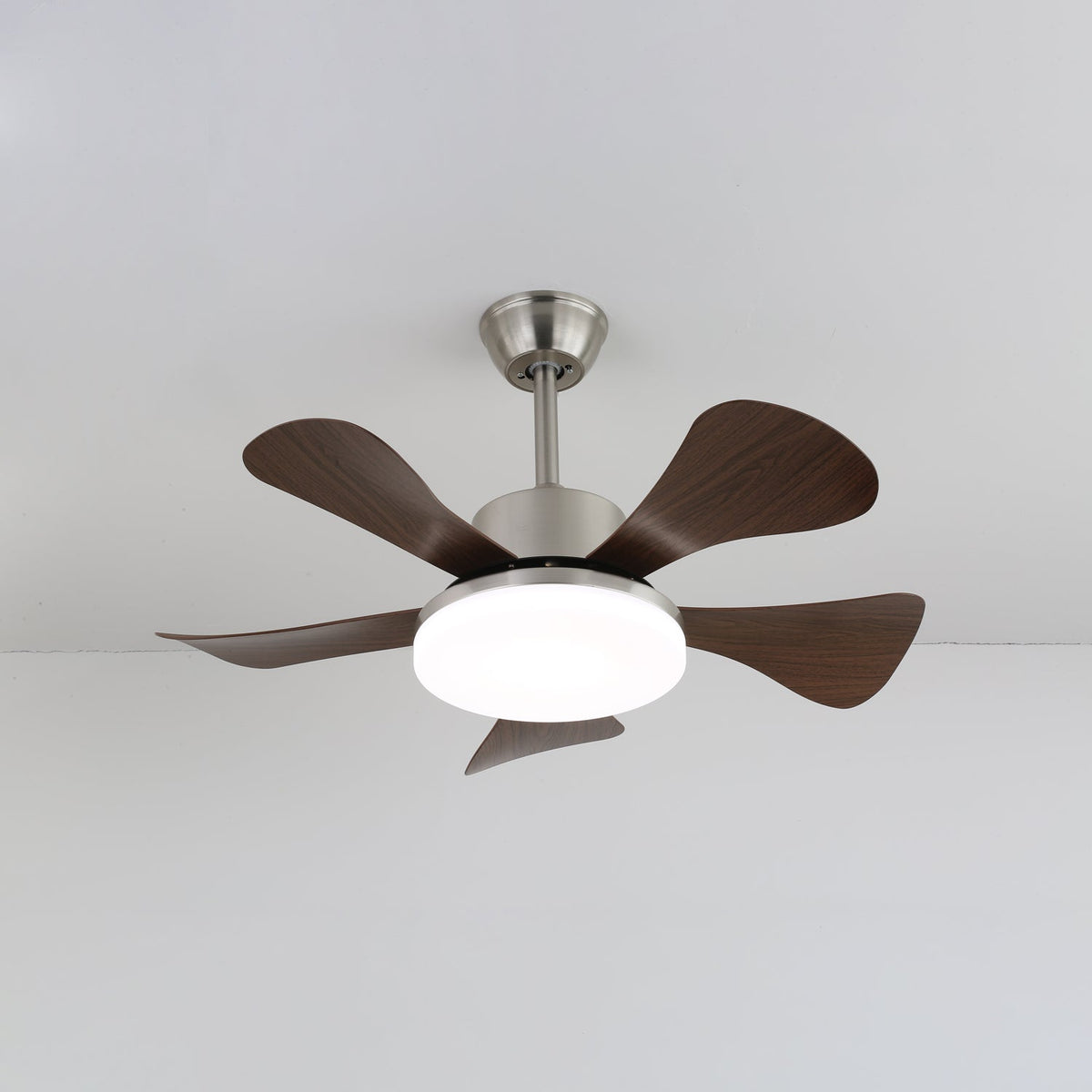 Aldeelle Moderne plafondventilator met verlichting van walnoothout