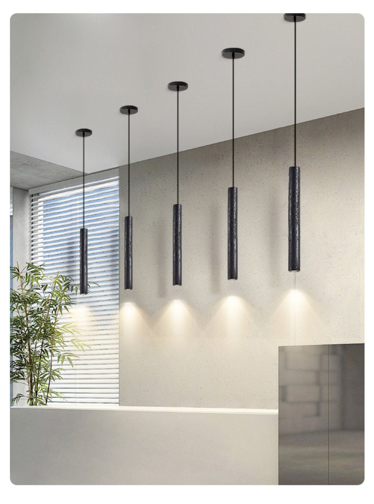 Fosb Slim Zwart travertin hanglamp met Buisvormige Behuizing