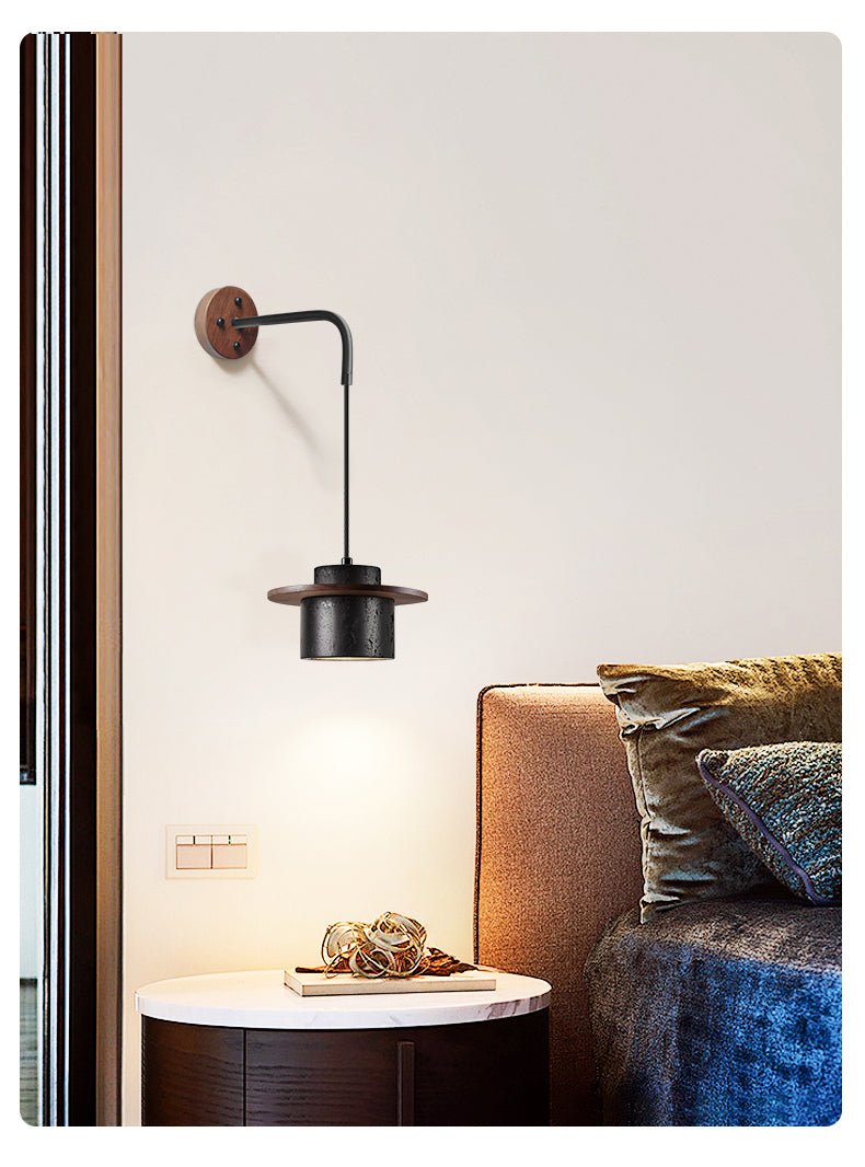 Halyn Moderne wandlamp in zwart travertin met walnoothout