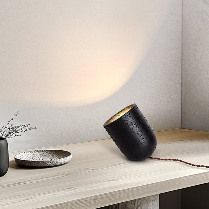 Lumi minimalistisch Zwart travertin tafellamp