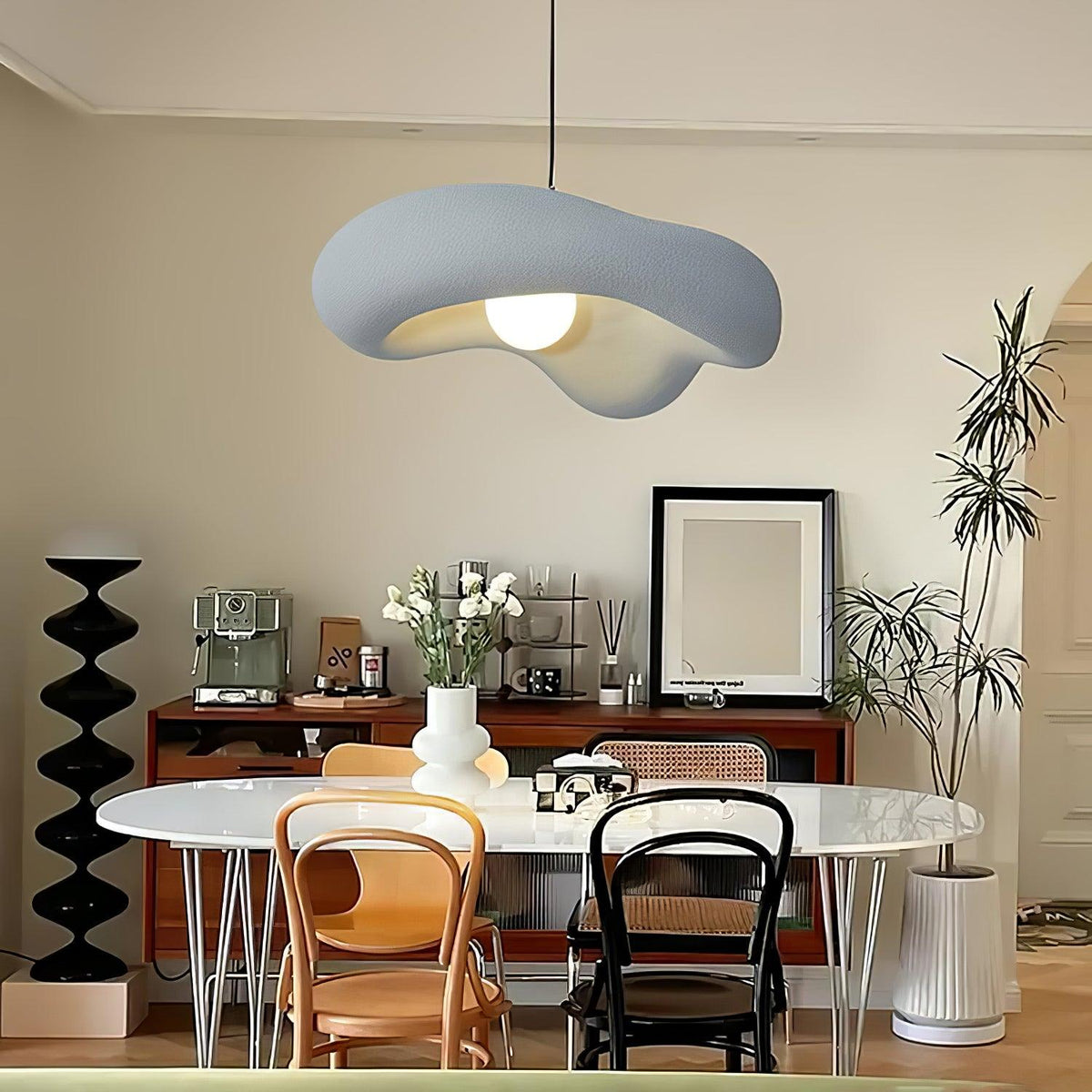 Hanglamp van hars in organische vorm voor moderne interieurs natuurlijk