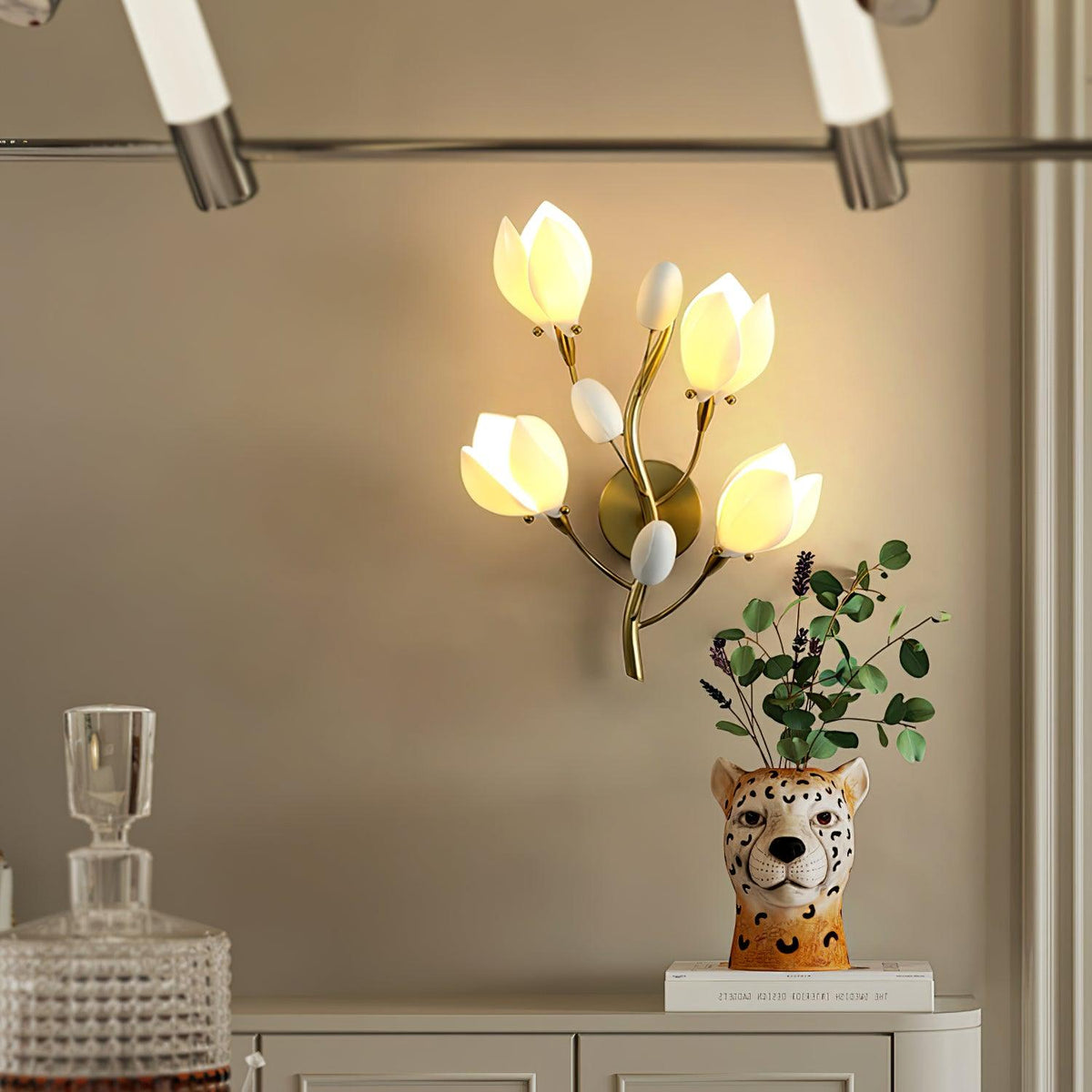 Dirixa Magnolia elegantie wandlamp van keramiek