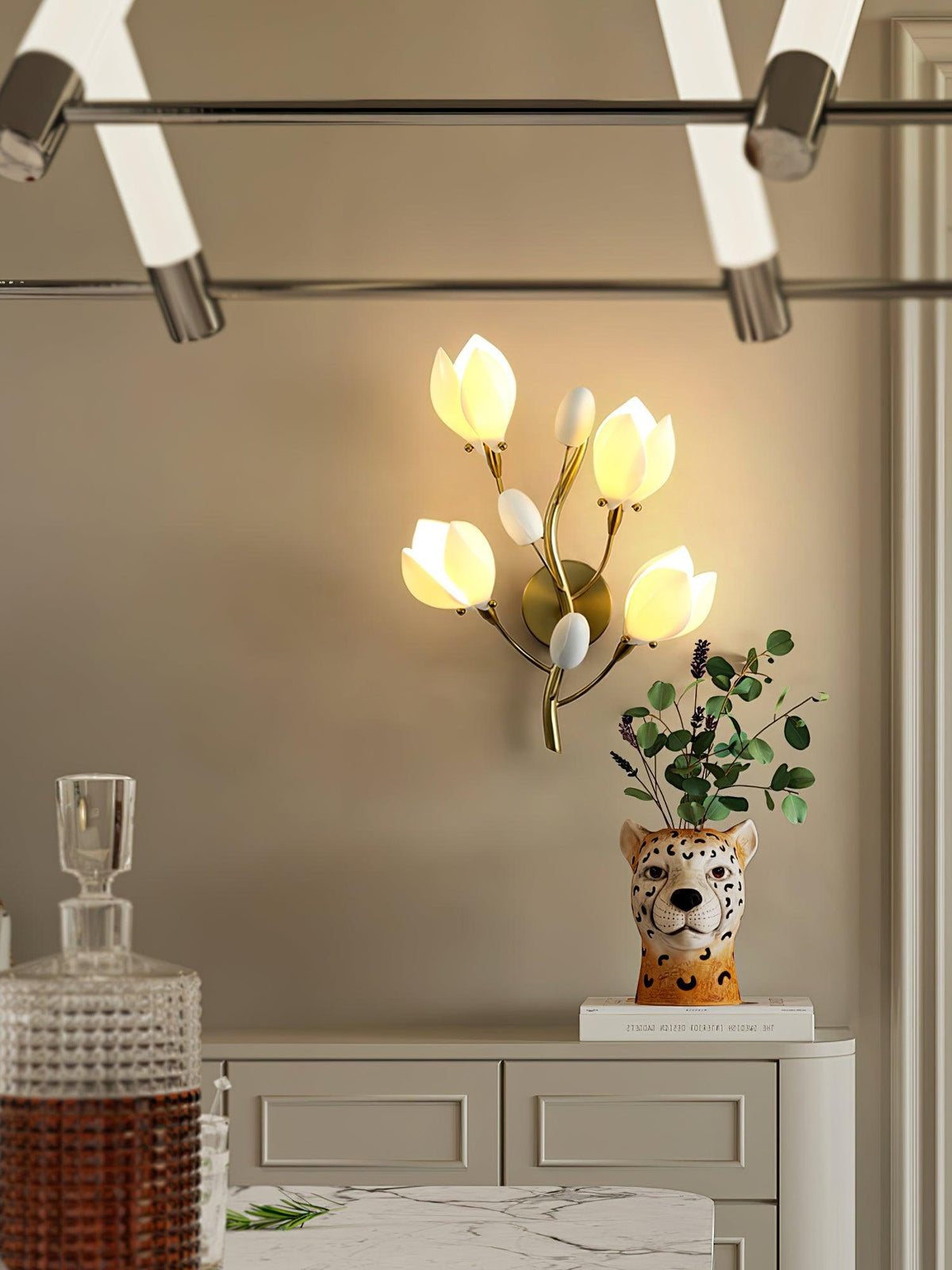 Dirixa Magnolia elegantie wandlamp van keramiek
