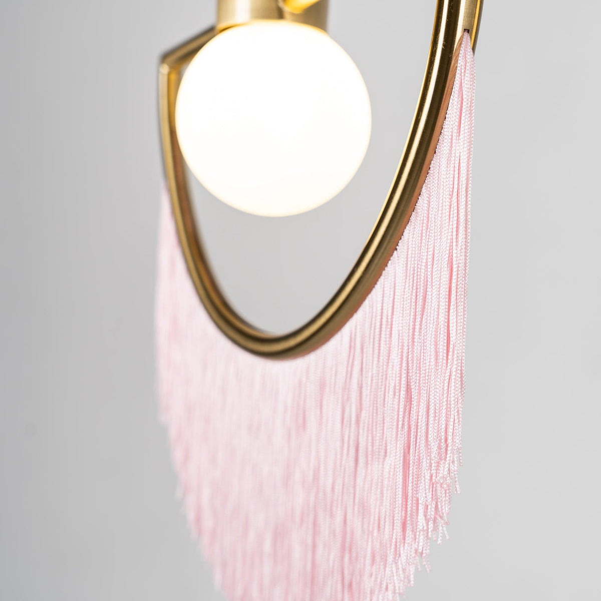 Sirove hanglamp met stoffen franjes bol retro bohemian