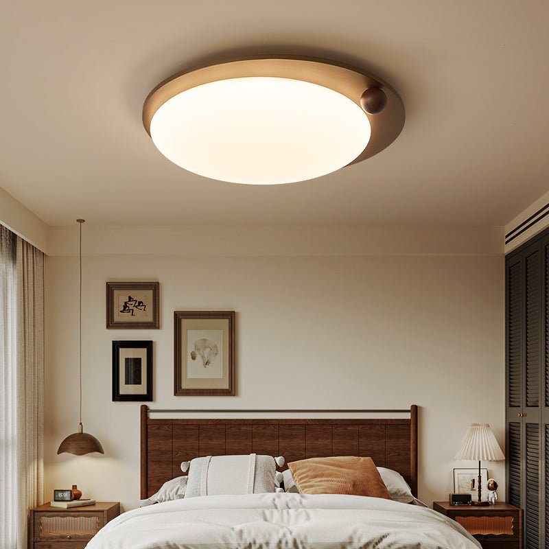 houten plafondlamp met houtaccent