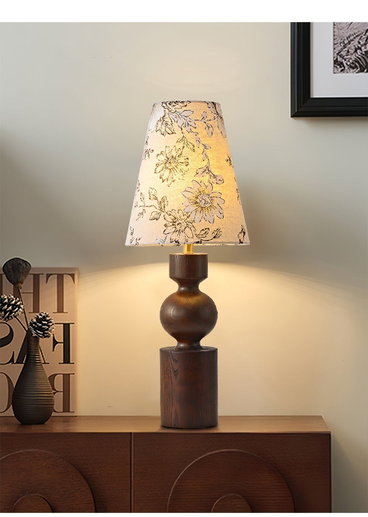 Thorne Vintage tafellamp van donker walnoothout