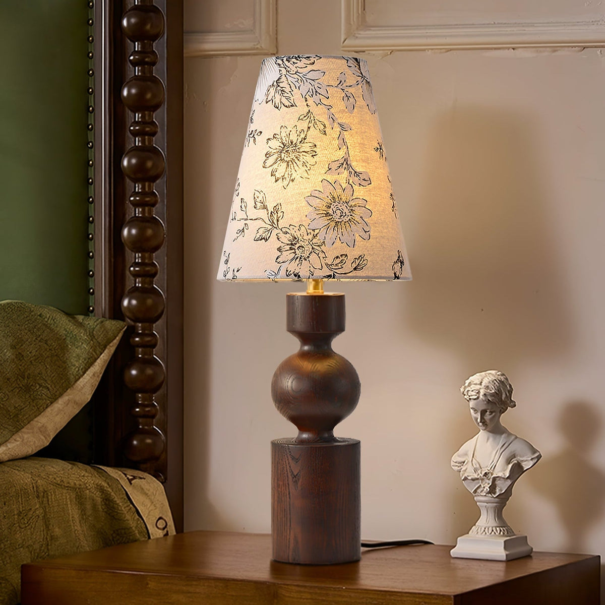 Thorne Vintage tafellamp van donker walnoothout