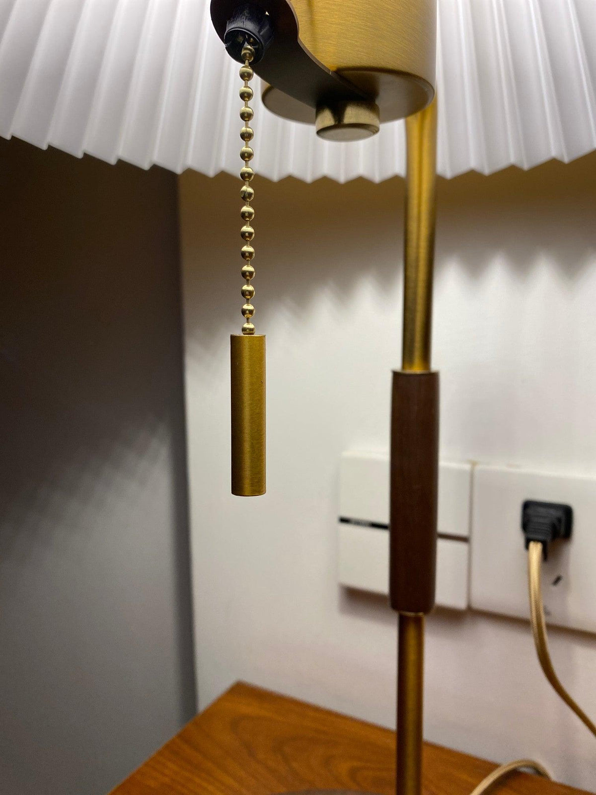 Vellain Retro tafellamp