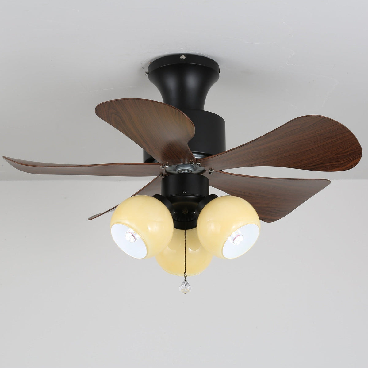 Rinania Vintage Walnootkleurige plafondventilator met verlichting