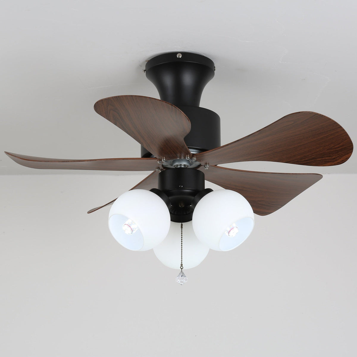 Rinania Vintage Walnootkleurige plafondventilator met verlichting