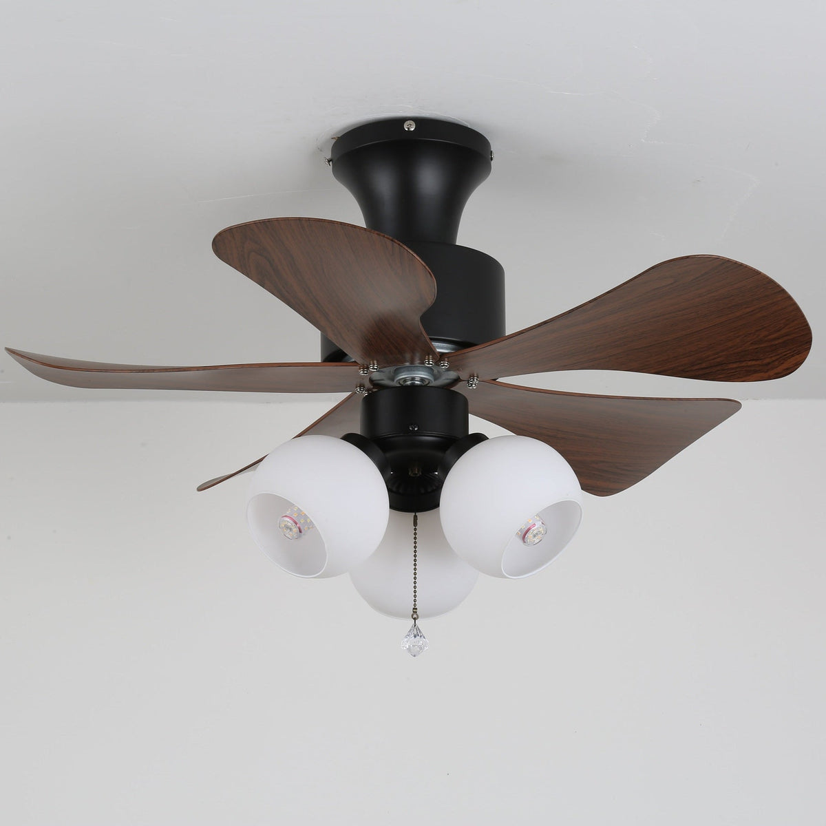 Rinania Vintage Walnootkleurige plafondventilator met verlichting
