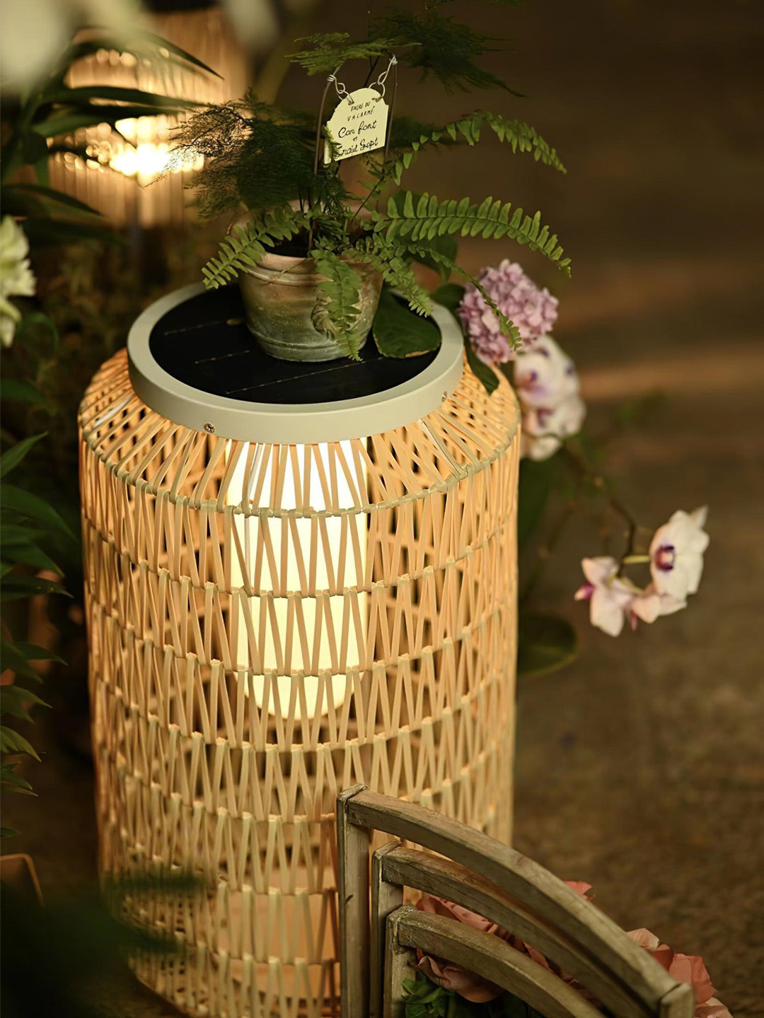 Woven rotan buitenwandlamp
