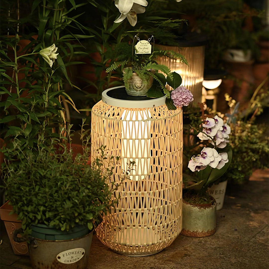 Woven rotan buitenwandlamp