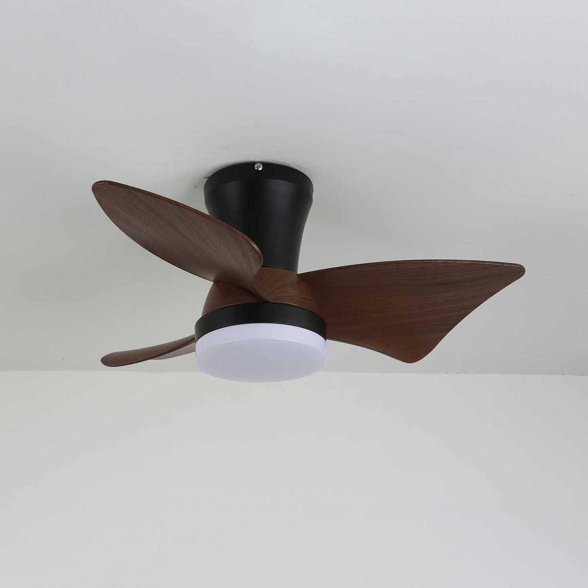 Aldivora Moderne plafondventilator met verlichting van walnoot