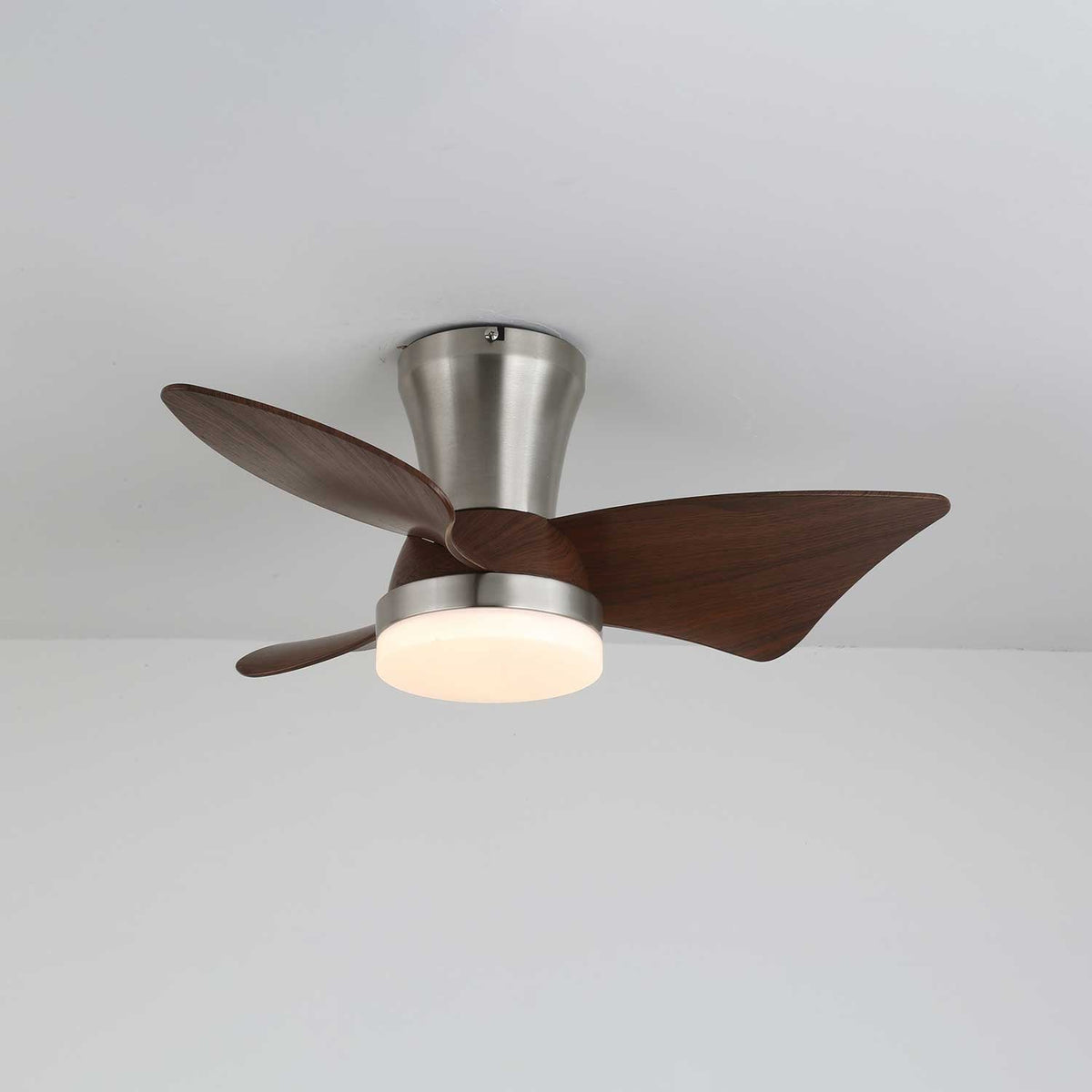 Aldivora Moderne plafondventilator met verlichting van walnoot