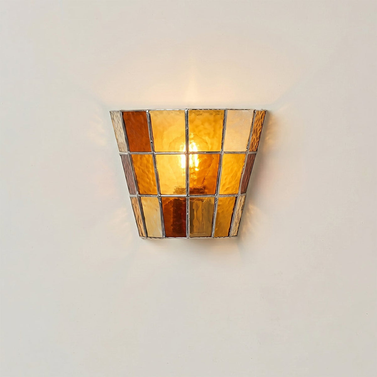Saffrienne wandlamp met glas