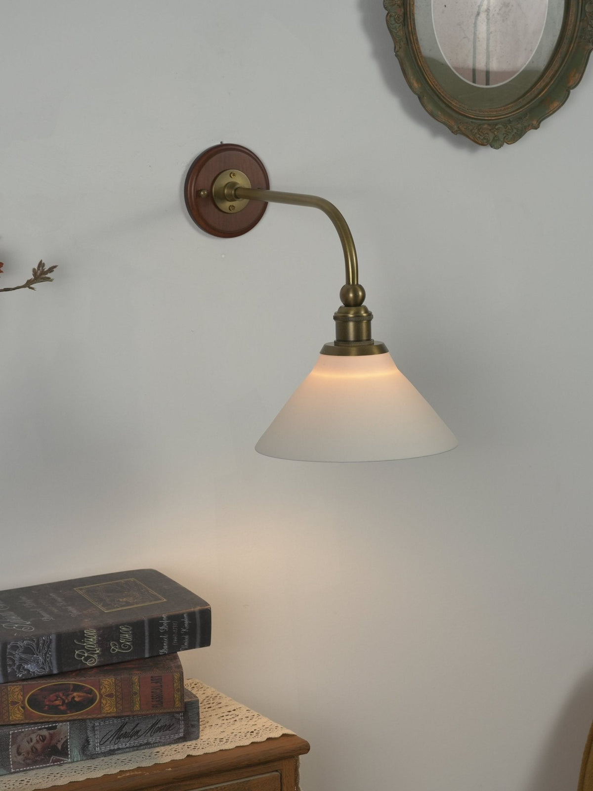 Ardent wandlamp met gebogen arm