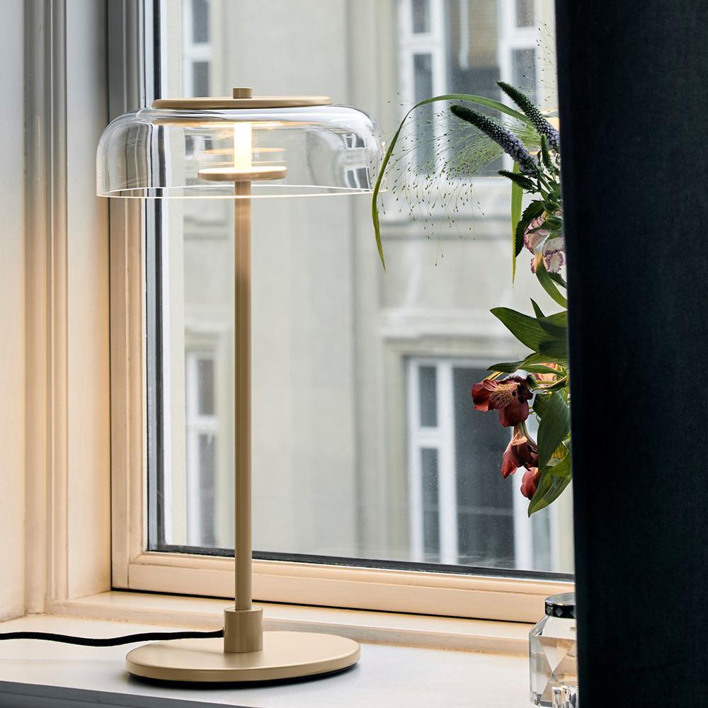 Rinelette tafellamp heldere glazen kap houten voet