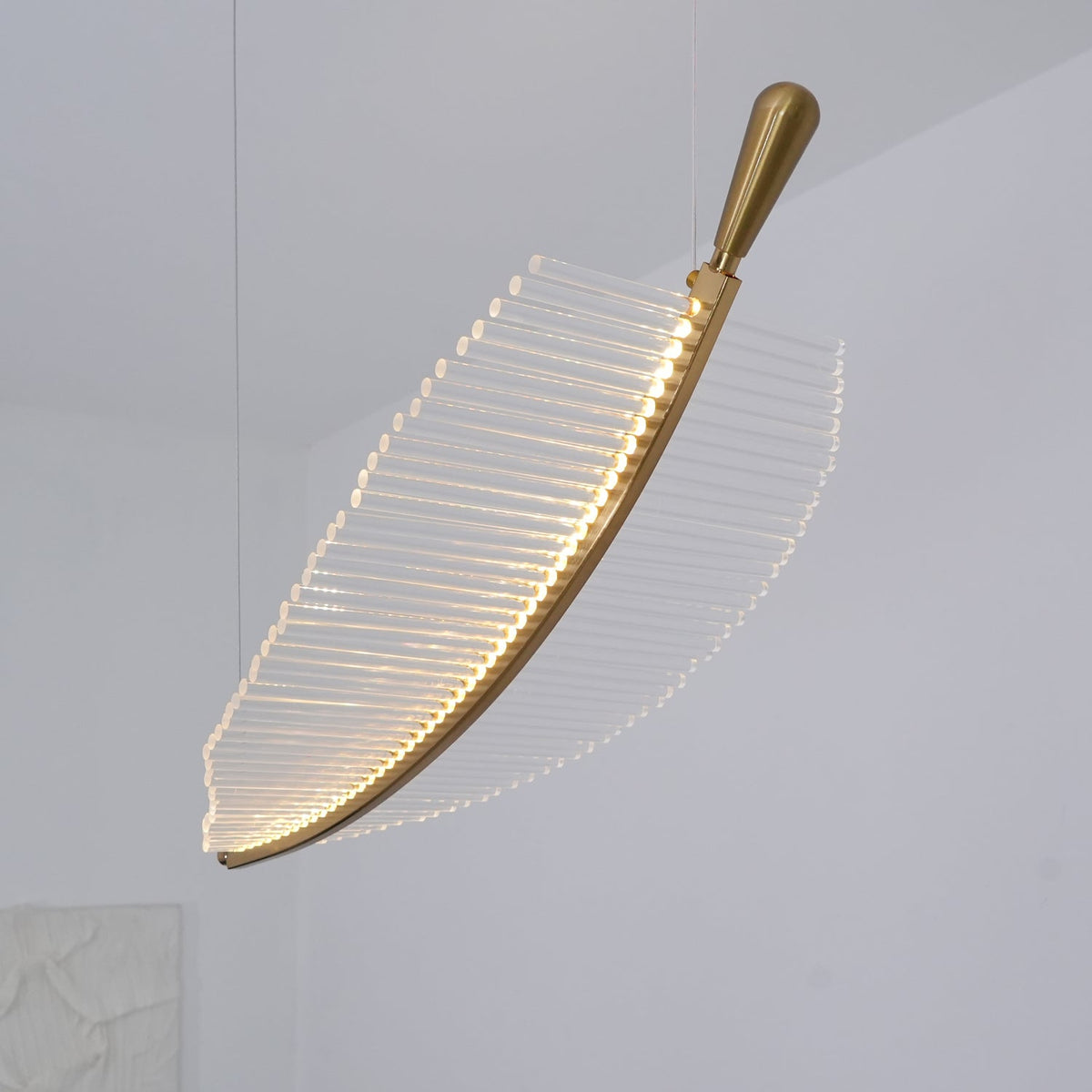Kuo Kroonluchter Leaf Acryl Goud Elegante Moderne