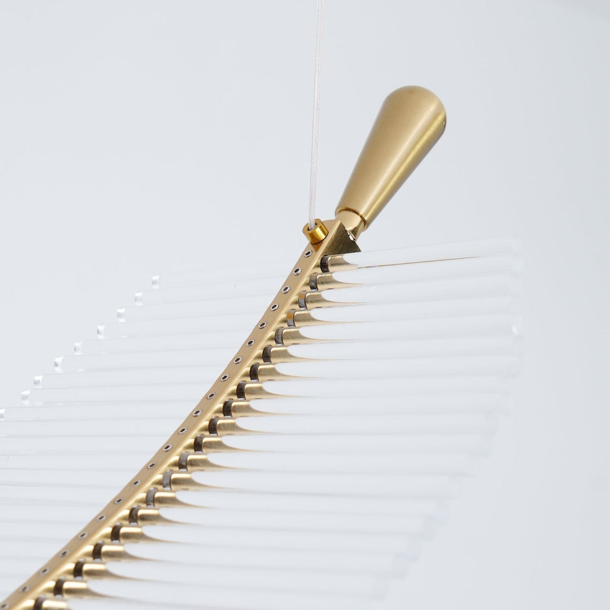Kuo Kroonluchter Leaf Acryl Goud Elegante Moderne