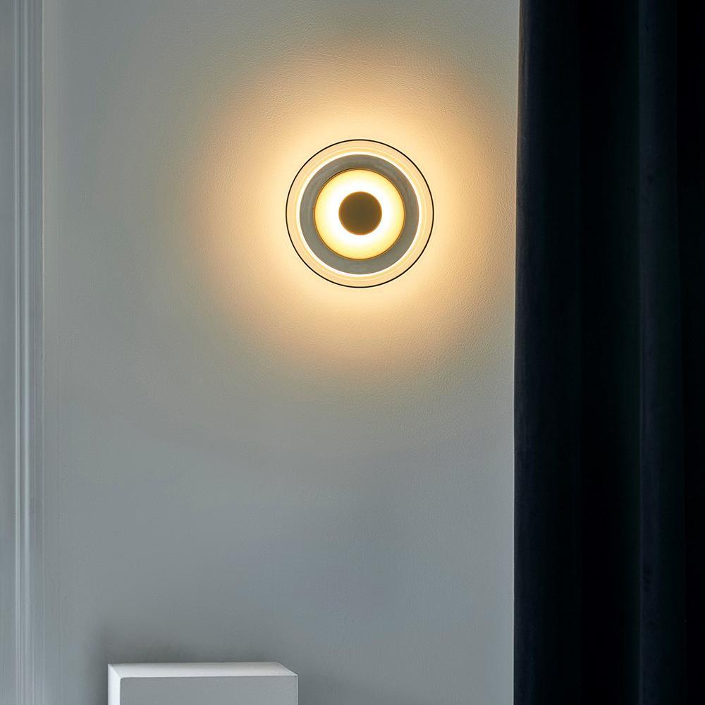 Aether messing wandlamp met glazen kap