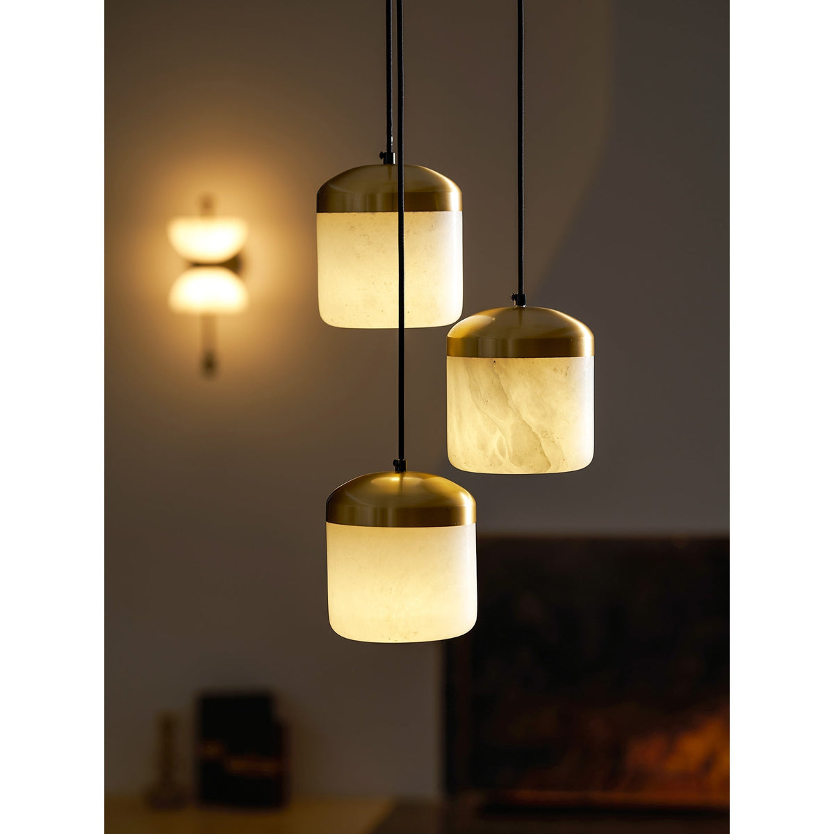 Arquesian hanglamp van albast in
