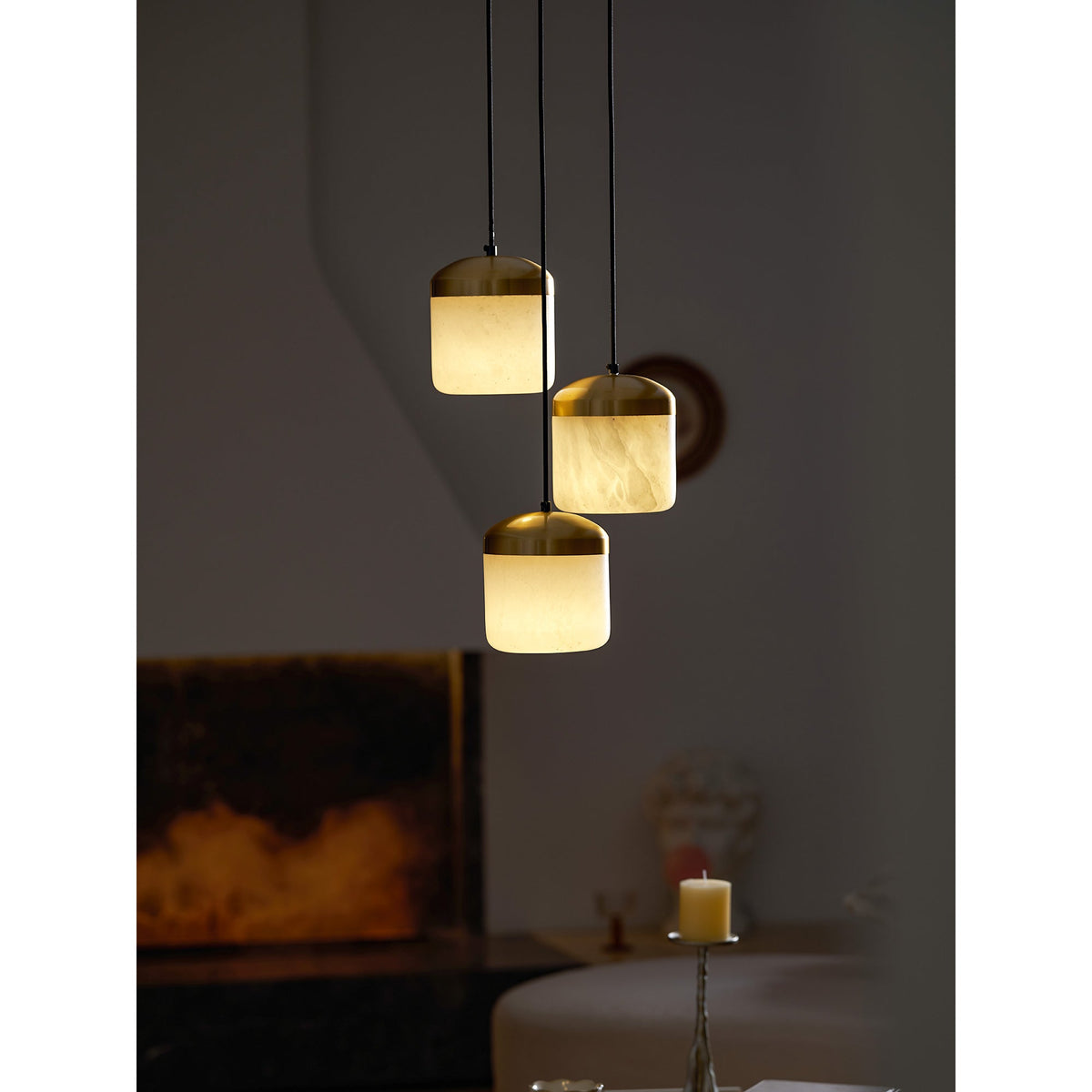 Arquesian hanglamp van albast in